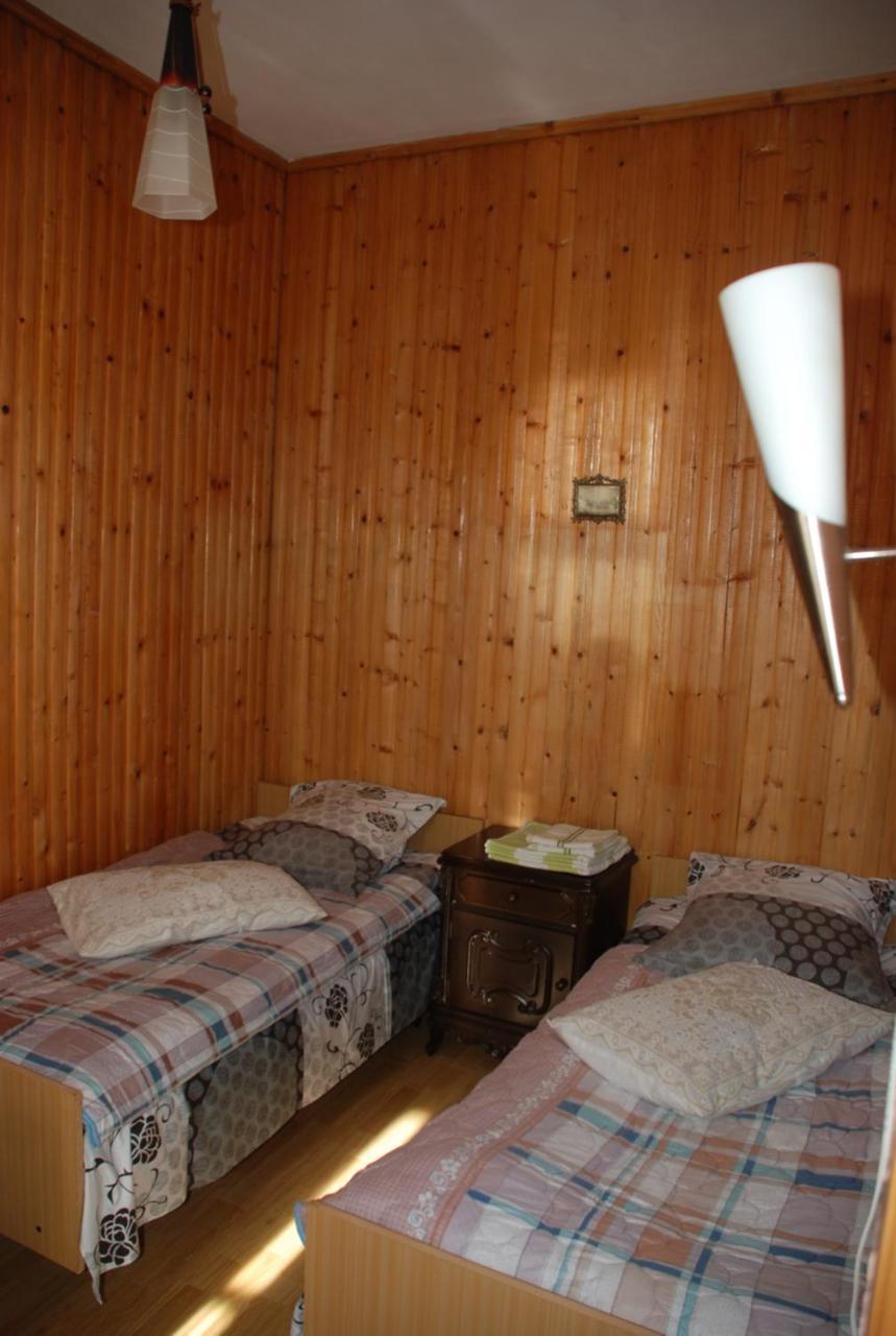 Dodo Japaridze Guesthouse Μέστια Εξωτερικό φωτογραφία